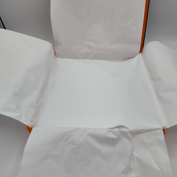 Hermès Paris Empty Orange Gift Box w/ Tissue | Luxury Packaging Storage Display - Picture 5 of 7